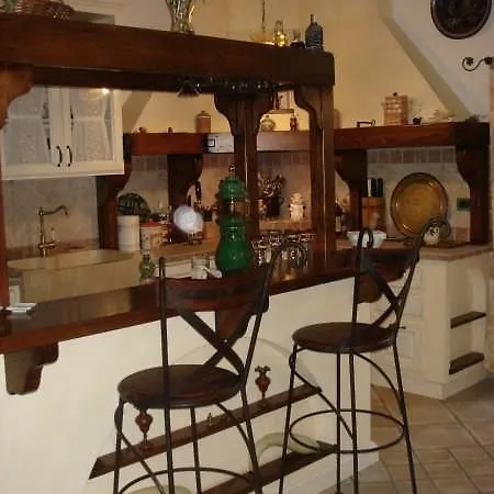 La Corte Del Cavaliere לינה וארוחת בוקר 3*