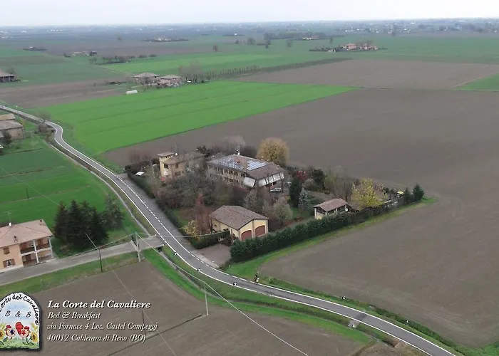 فندق مبيت وإفطار La Corte Del Cavaliere 3*