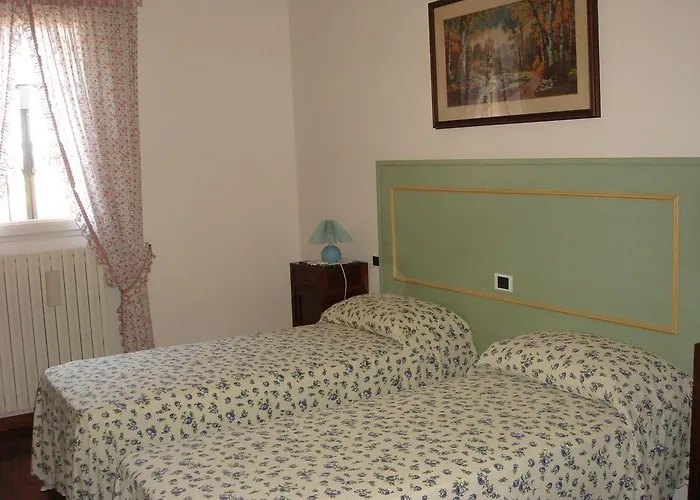 La Corte Del Cavaliere فندق مبيت وإفطار 3*